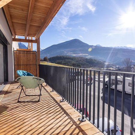 Au Calme Des Sommets - Vue Montagne Apartment Амбрюн Екстериор снимка