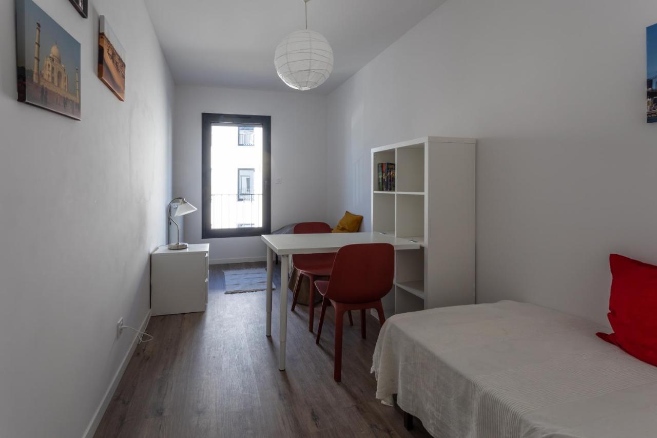 Au Calme Des Sommets - Vue Montagne Apartment Амбрюн Екстериор снимка
